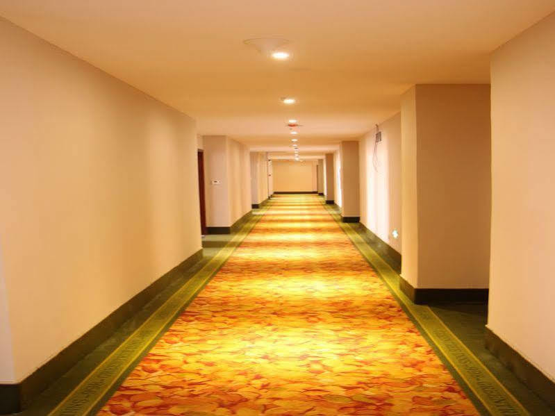 Greentree Inn Shandong Qingdao Development District Sdust Express Hotel Ngoại thất bức ảnh